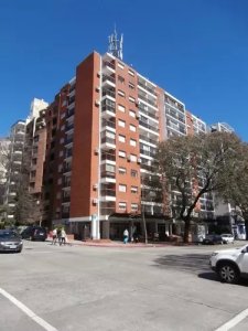 Alquilo hermoso apartamento 1 dormitorio amoblado en Punta Carretas (Ref:2.390)