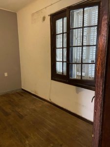 (Ref 4.194) Se alquila casa en La comercial 
