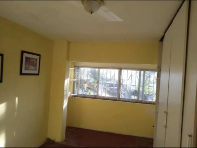 (Ref 4.296) Se alquila apartamento de 3 dormitorios en Buceo 
