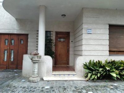 Casa Petit Hotel Bello Y Reborati, Excelente Ubicación, Próximo A 21 Y Ellauri, Rambla, Espacios Verdes Y Centro Comercial