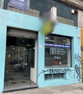 Gran local comercial en Centro (Ref:2.357)