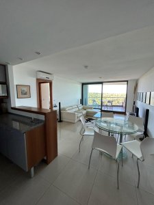 Venta apto 2 dor, 3 baños. Edificio con amenities.