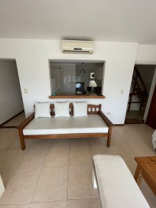 Alquiler temporal apartamento en parada 32 Playa Brava
