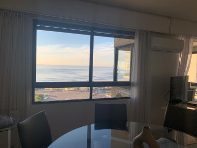 Alquilo apartamento anual Parquemar Torre B 