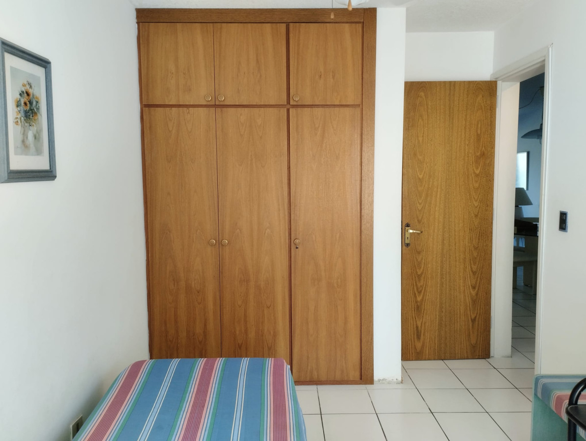 A pasos del mar apartamento de 2 dormitorios con hermosa vista al jardín