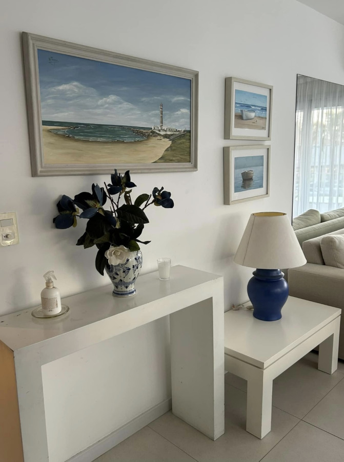 Se vende apartamento en península. Oportunidad 