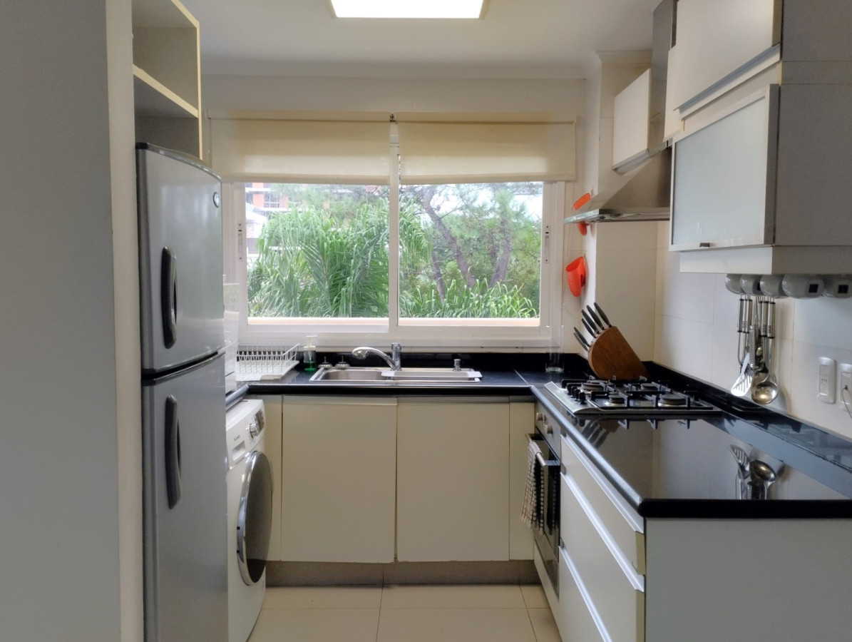VENDO Apartamento 3 domitorios en Aidy Grill Punta del Este