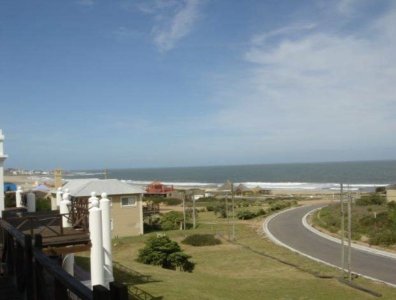 Alquiler en Manantiales con vista al mar 