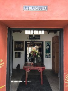 Alquiler hermosa casa en Manantiales 