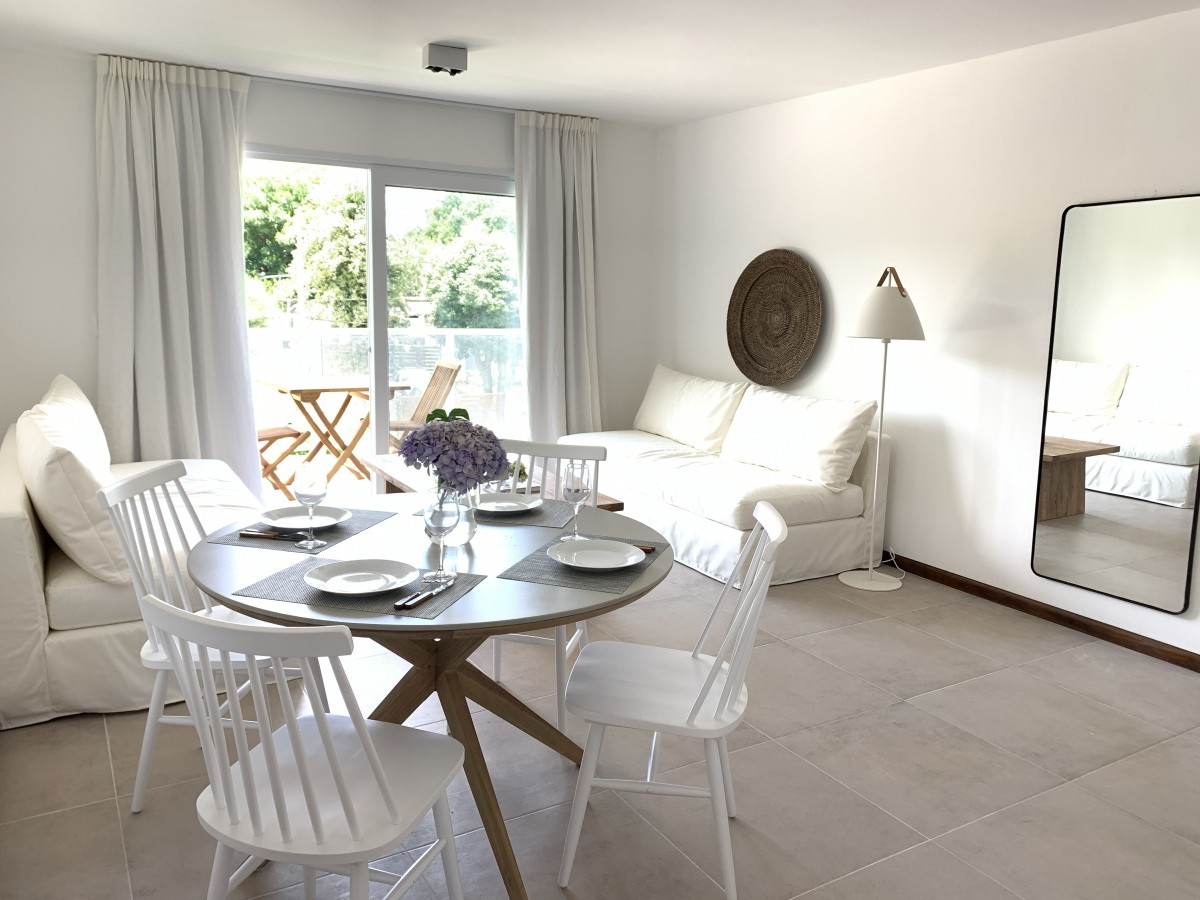 Departamento en Pinares, 2 dormitorios y 2 baños