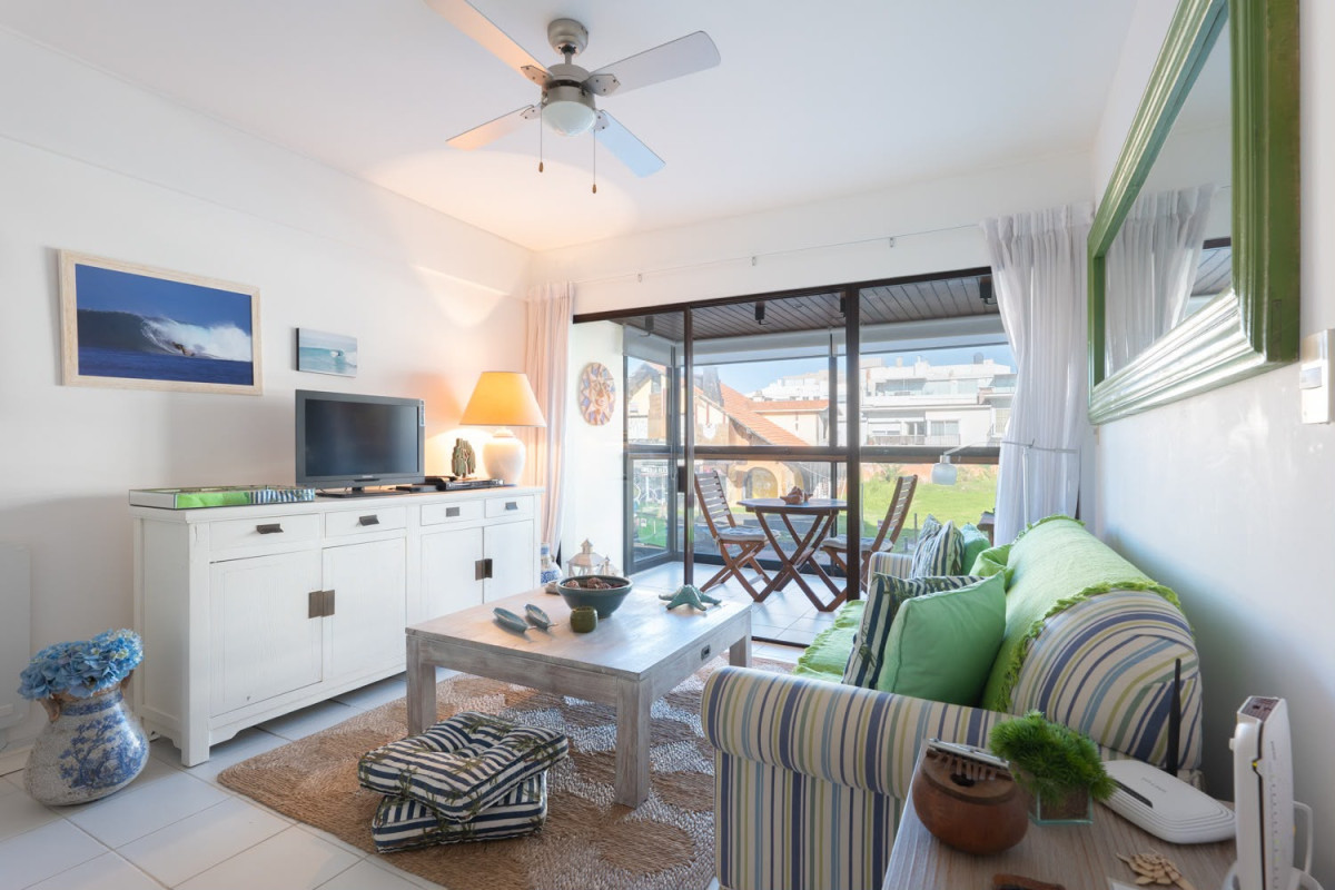 Apartamento 2 Dormitorios Península, El Emir