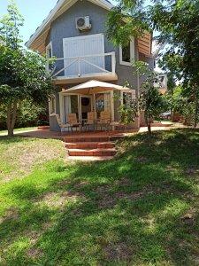 Oportunidad Casa en venta en El Chorro, 5 dormitorios en suite + dependencia con baño