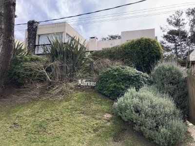 Casa de 6 dormitorios en Montoya, La Barra