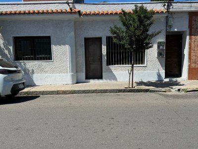 Casa en VENTA Y ALQUILER ANUAL