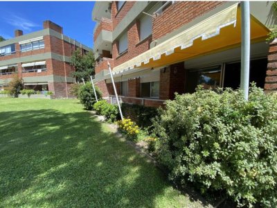 Apartamento de 2 dormitorios y 2 baños en Arcobaleno