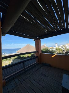 Casa en venta frente al mar el chorro 