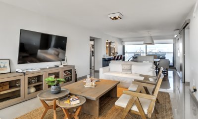 Departamento a la venta con espectacular vista a la mansa y la brava