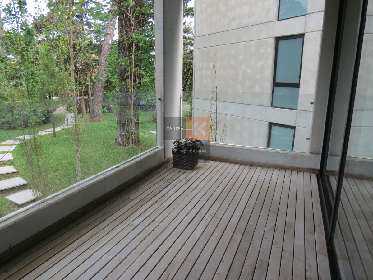 Beverly Hills - GoPunta - Portal Inmobiliario de Punta del Este - Maldonado