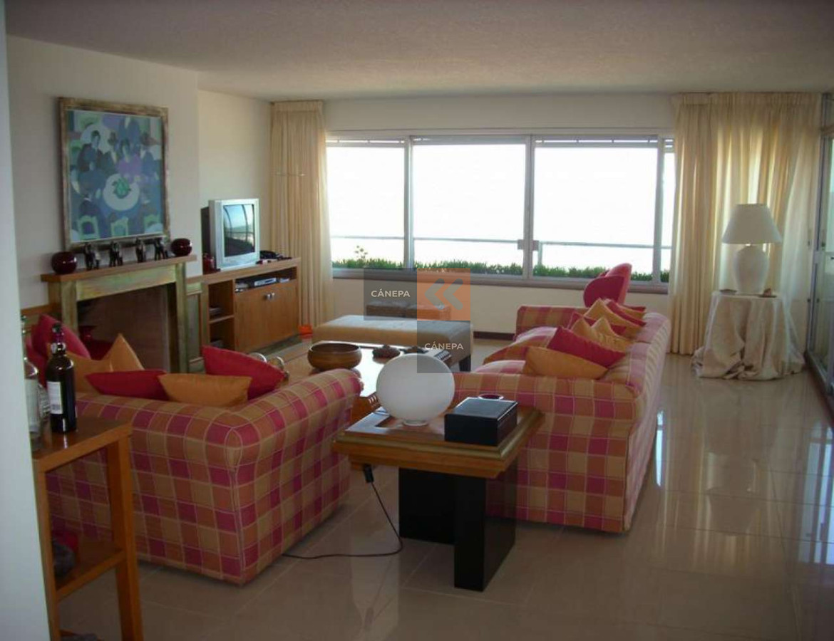 Brava - GoPunta - Portal Inmobiliario de Punta del Este - Maldonado