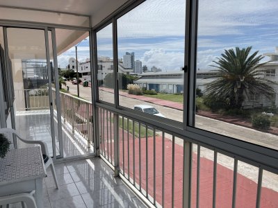 Apartamento en zona Faro a pasos del mar