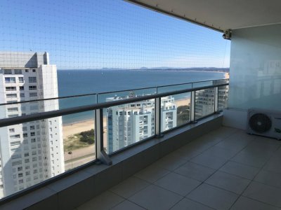 Apartamento con 2 dormitorios con vista al mar