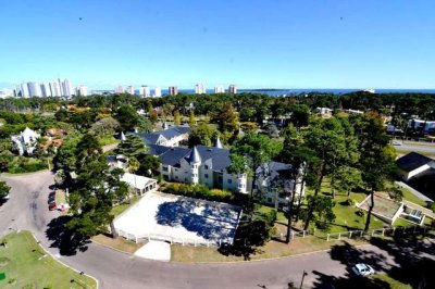 Venta departamento en Punta del Este en excelente ubicacion