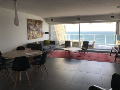 Apartamento frente al mar en la Peninsula