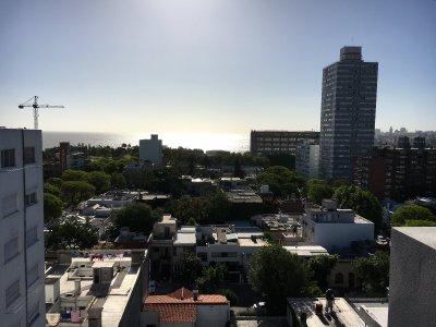 Apartamento en venta sobre Br Artigas - Punta Carretas