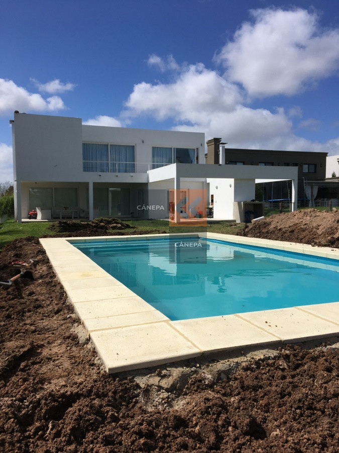 Carrasco - GoPunta - Portal Inmobiliario de Punta del Este - Maldonado