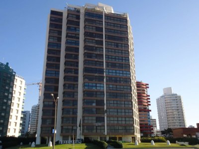 EDIFICIO-TORRE-CRISTAL