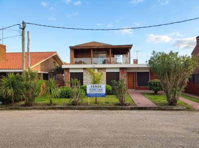 Casa en venta en Barrio Los Ángeles, Piriápolis, a 50 metros de la Rambla