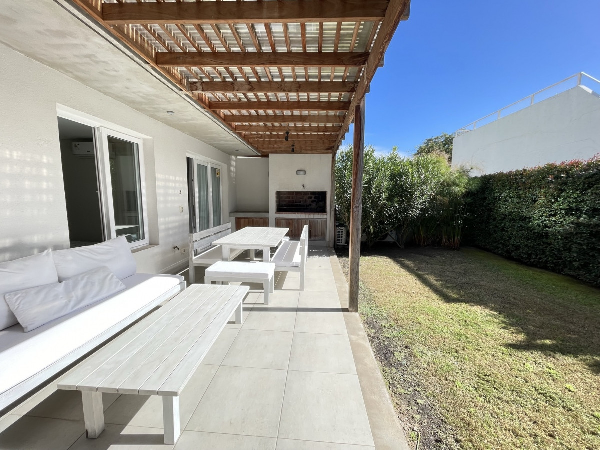 APARTAMENTO EN VENTA A PASOS DE LA POSTA DEL CANGREJO 2 DORMITORIOS
