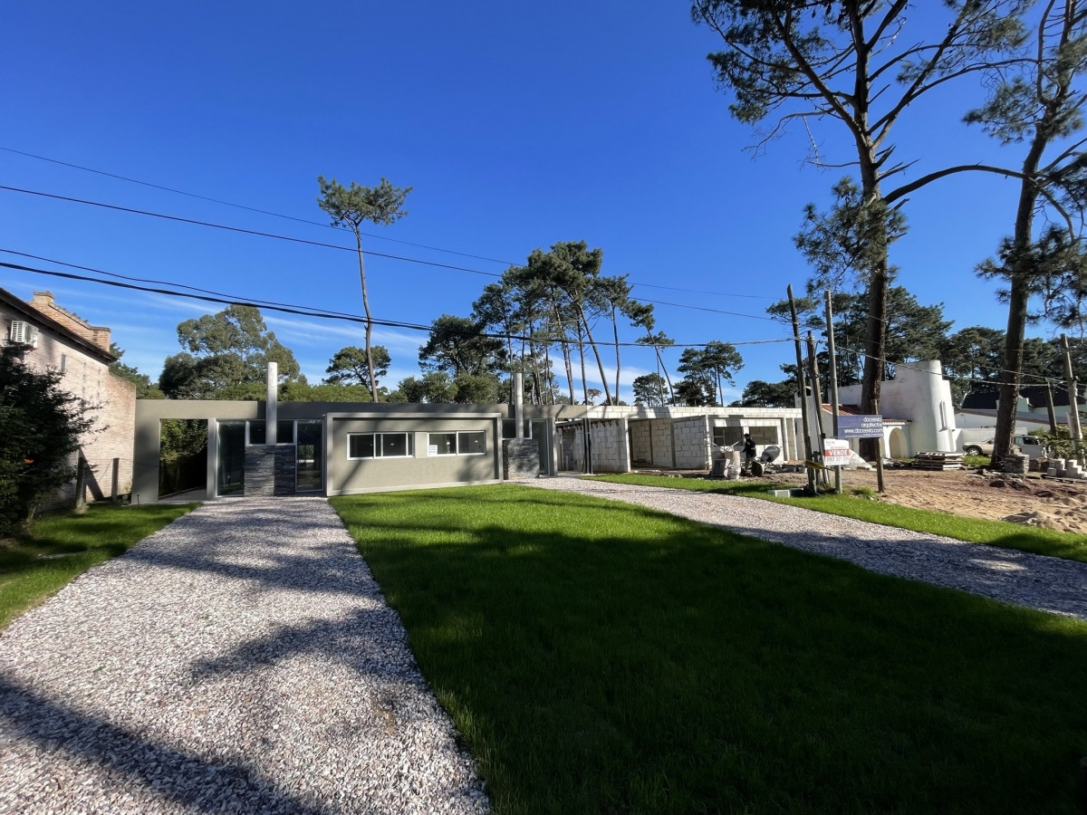 CASA EN PROPIEDAD HORIZONTAL A ESTRENAR EN PINARES 2 DORMITORIOS
