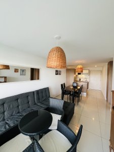 Venta y Alquiler apto 1 dormitorio Roosevelt.