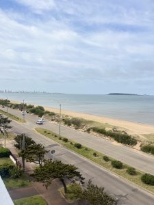 Alquiler anual apartamento de 2 dormitorios y 2 baños Punta del Este 