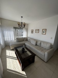 En venta y alquiler apartamento de 2 dormitorios Península Punta del Este 