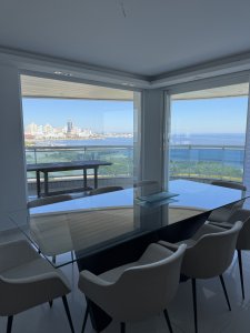 En venta y alquiler departamento Punta del Este 