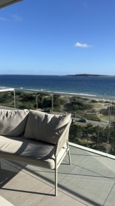 Alquiler anual departamento de 3 dormitorios en suite Punta del Este 
