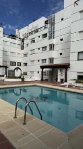 Apartamento de 3 dormitorios en venta y alquiler - Punta del Este 
