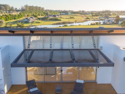En venta y alquiler anual casa barrio privado Punta del Este 