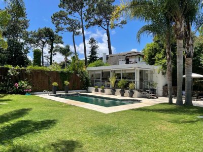 En venta y alquiler casa en Punta del Este 