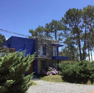 Casa de 3 dormitorios más servicio en alquiler La barra 