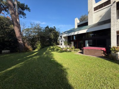 Casa Venta 5 Dormitorios Punta del Este 