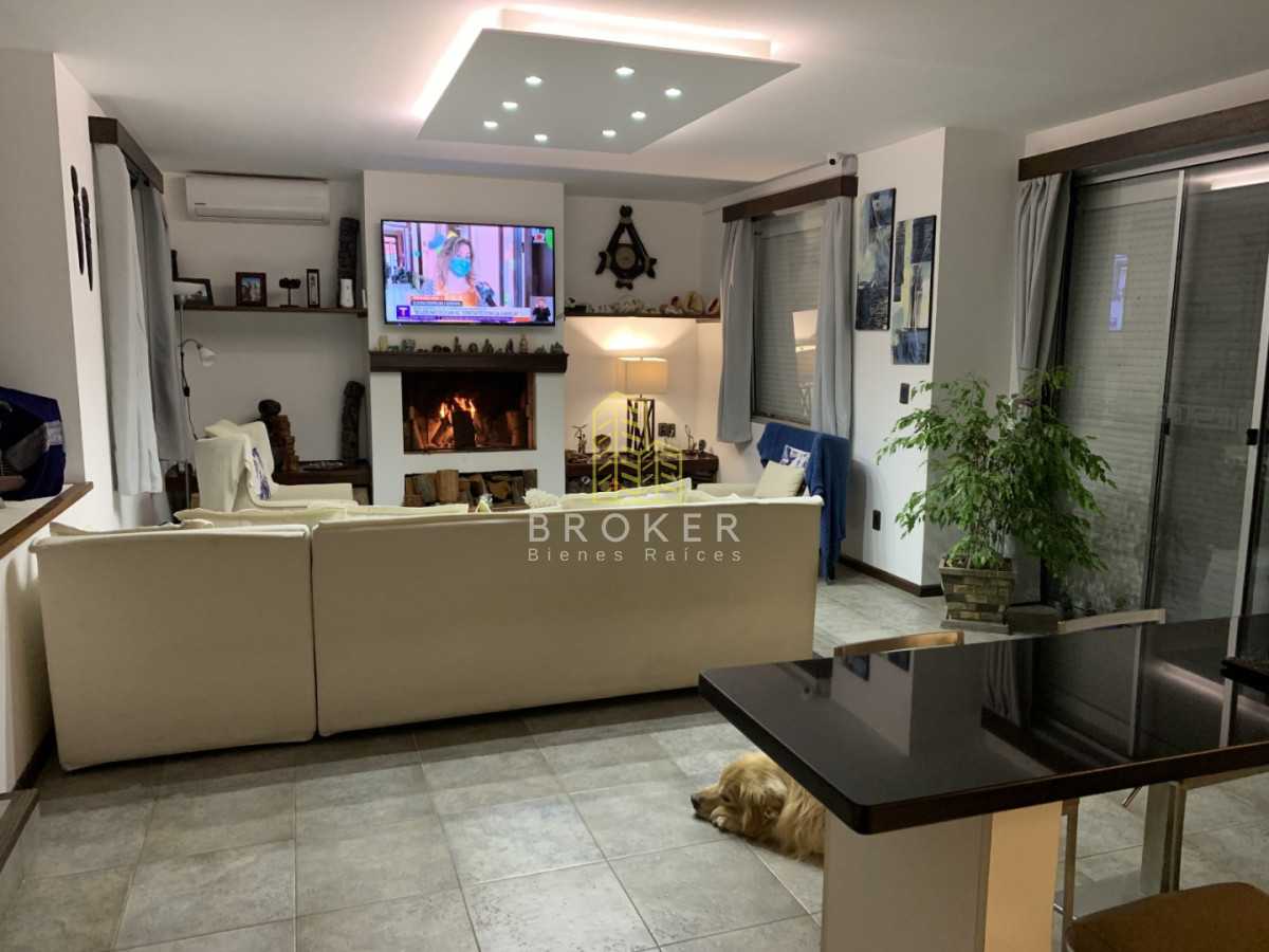 Venta casa 4 dormitorios Punta del Este Pinares.