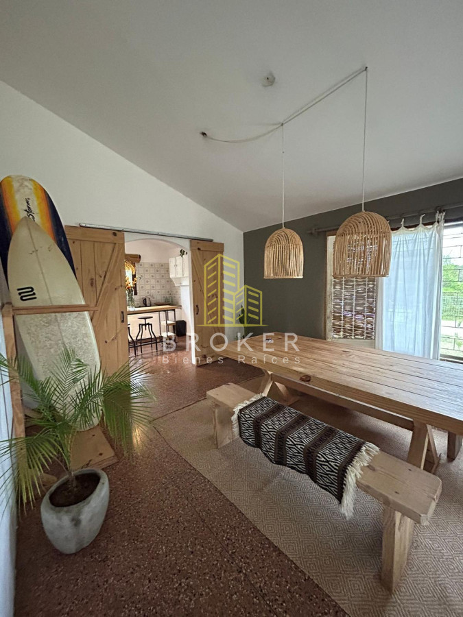 Alquiler Temporario Casa 2 dormitorios con jardín y fogón, Manantiales Punta del Este