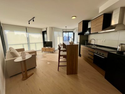Apartamento amoblado Punta Carretas Piso 10