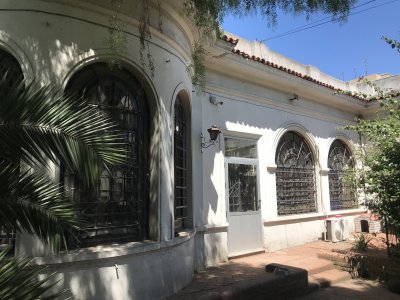 CASA en SAYAGO , Ideal para Comercio