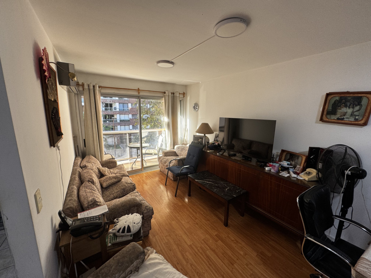 Apartamento ID.1572/Venta-Apartamento-2-Dormitorios-en-Punta-Carretas-con-Orientación-Noroeste. - Venta Apartamento 2 Dormitorios en Punta Carretas con Orientación Noroeste.