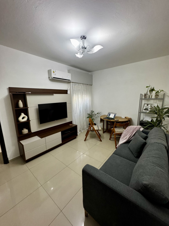 Apartamento ID.624/Venta-Apartamento-1-dormitorio-con-renta-del-7,2%-en-Malvin-Norte-(cod-624) - Venta Apartamento 1 dormitorio con renta del 7,2% en Malvin Norte (cod 624)