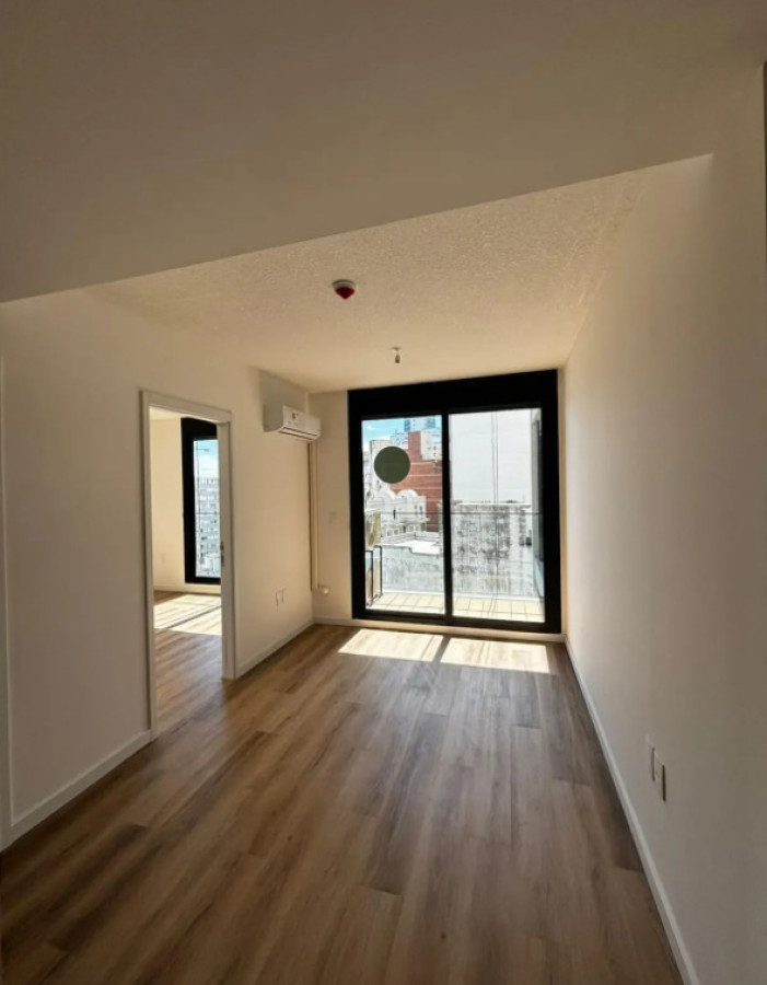 Alquiler unidad de 1 dormitorio con garaje en Cordón (cod1014) 